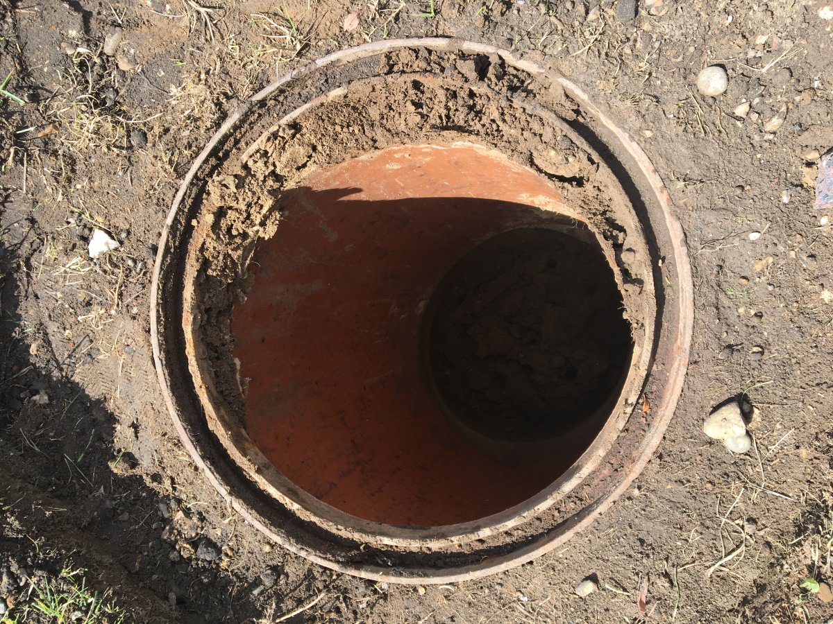 How To Raise A Manhole Lid