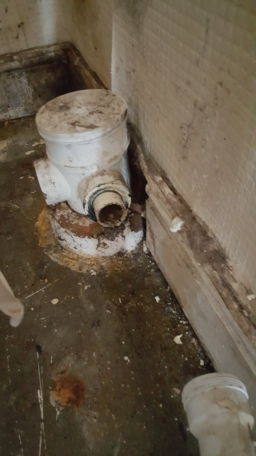 Waste pipe leaking DIYnot Forums