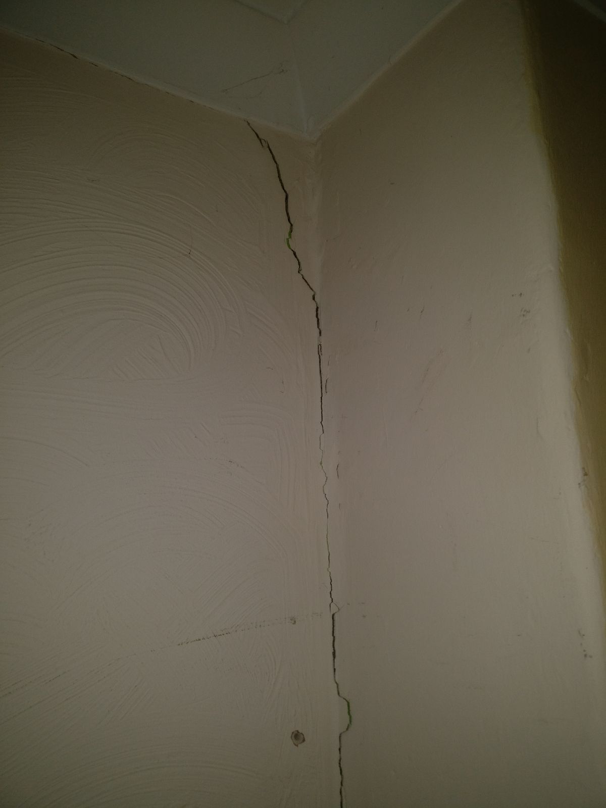 Crack in shared internal wall - terraced house | DIYnot Forums