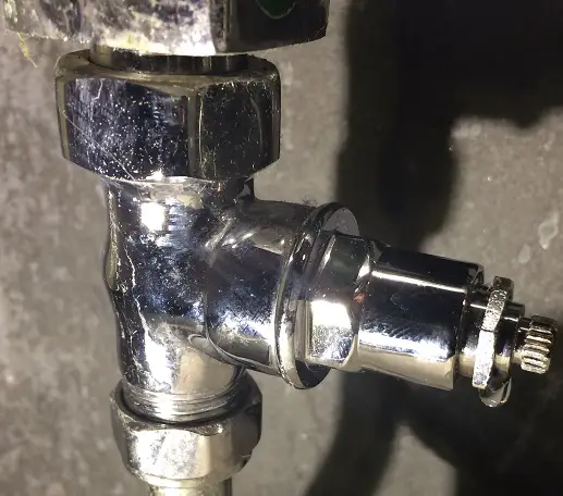 Chrome Straight Towel Radiator Valve Leaking | DIYnot Forums