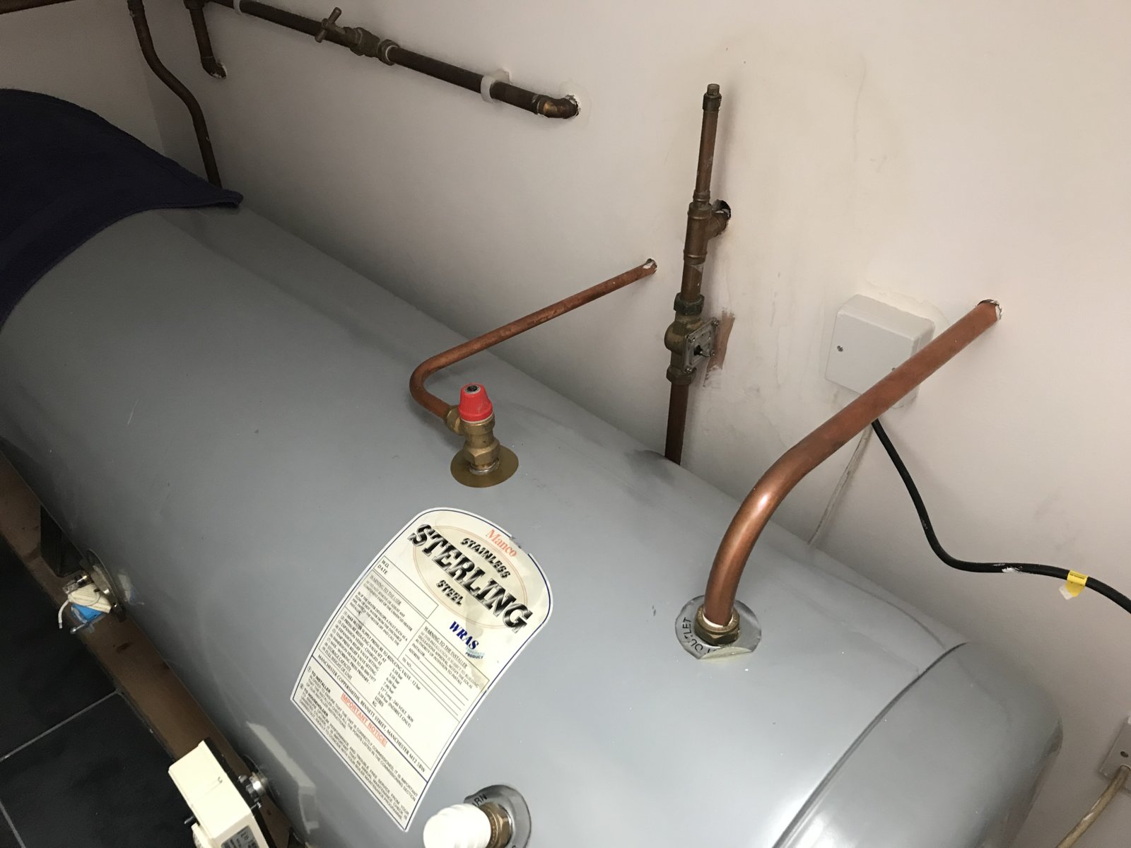 Airlock in unvented system? DIYnot Forums