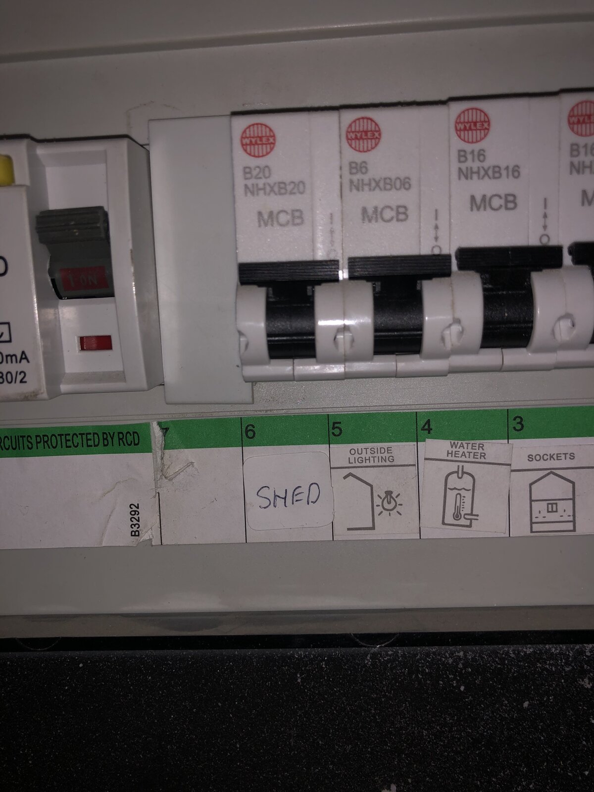 Wiring a second workshop (Advice on consumer units and armoured cable