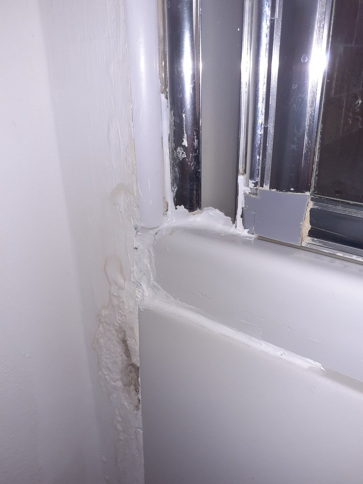 leaking-shower-screen-diynot-forums