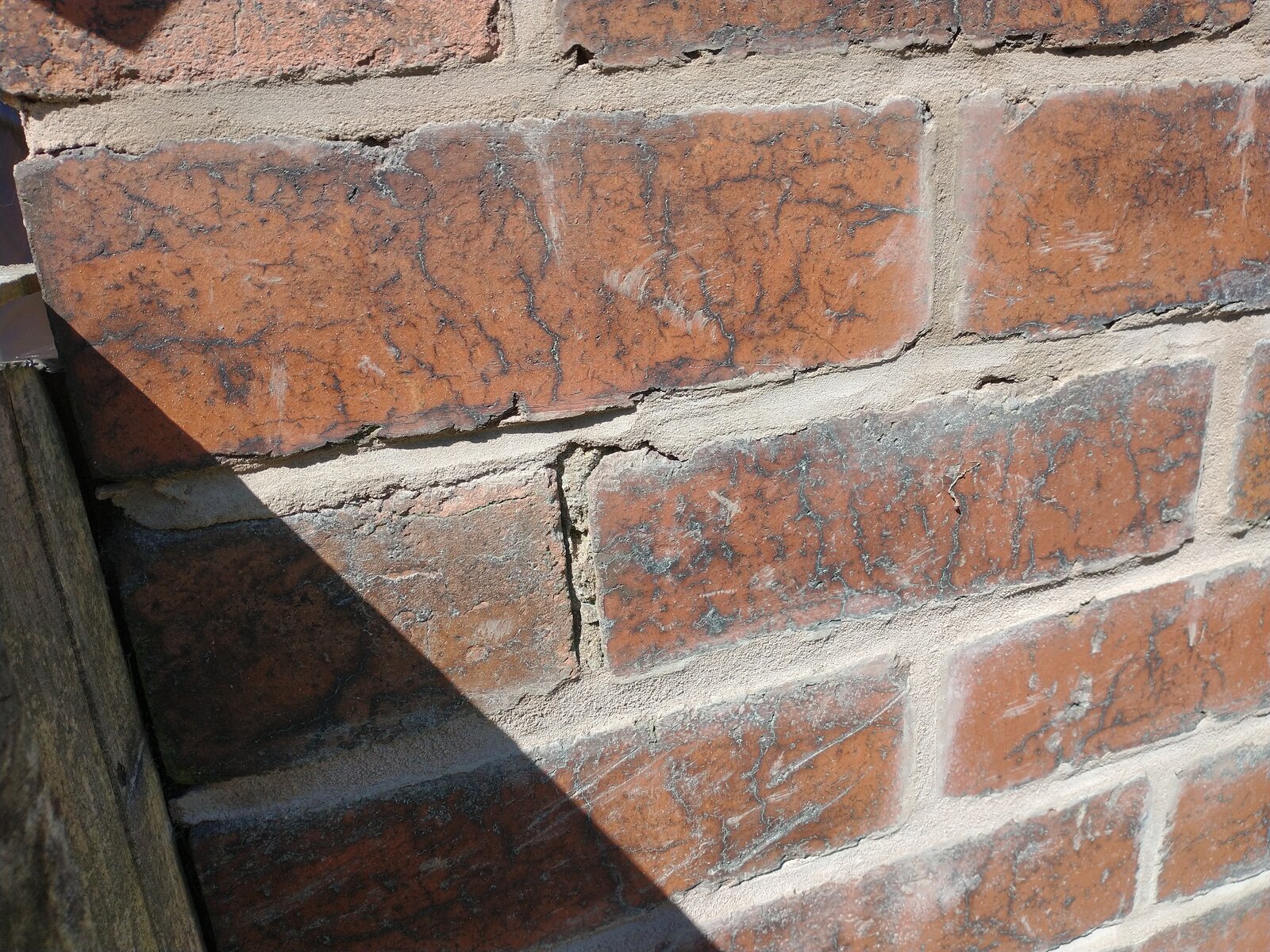 Questions to ask Brickie repointing work | DIYnot Forums