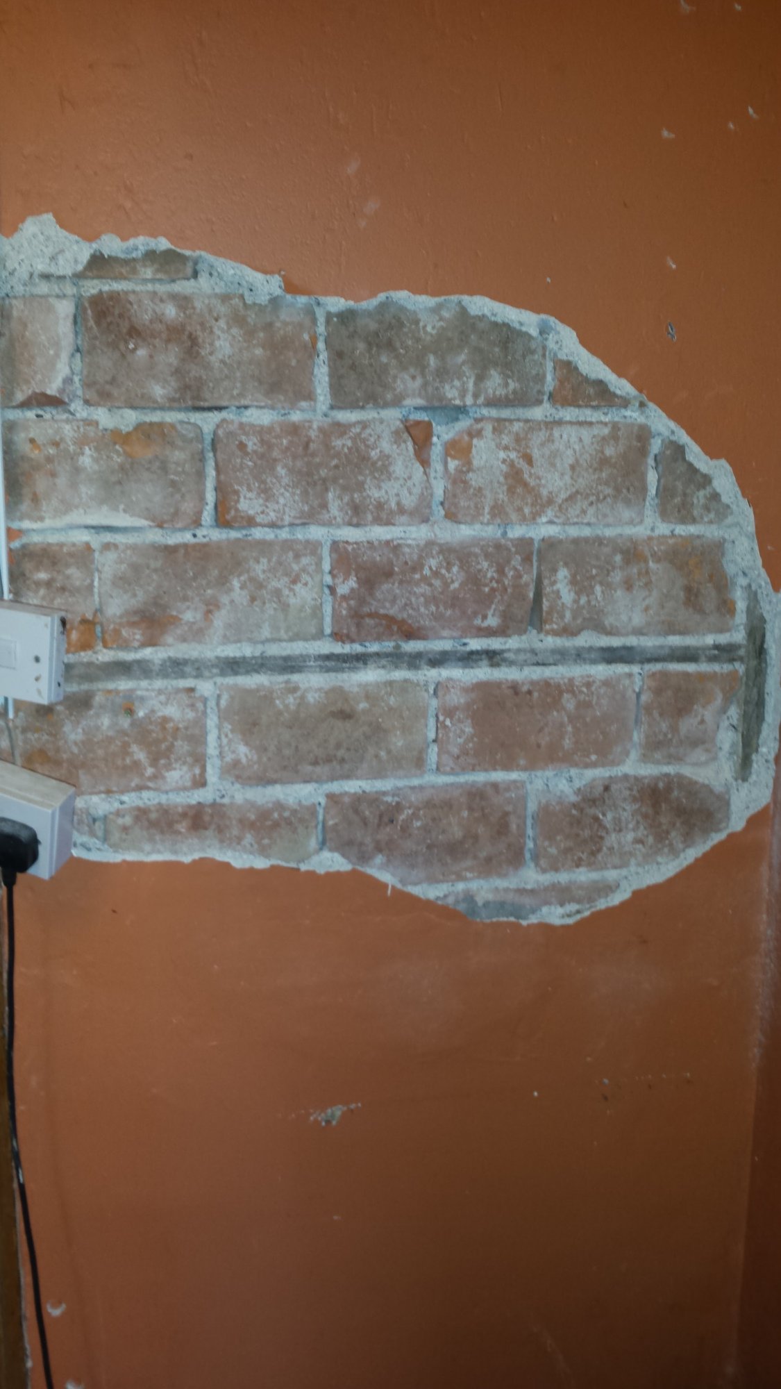 Sealing dusty bricks internal wall | DIYnot Forums