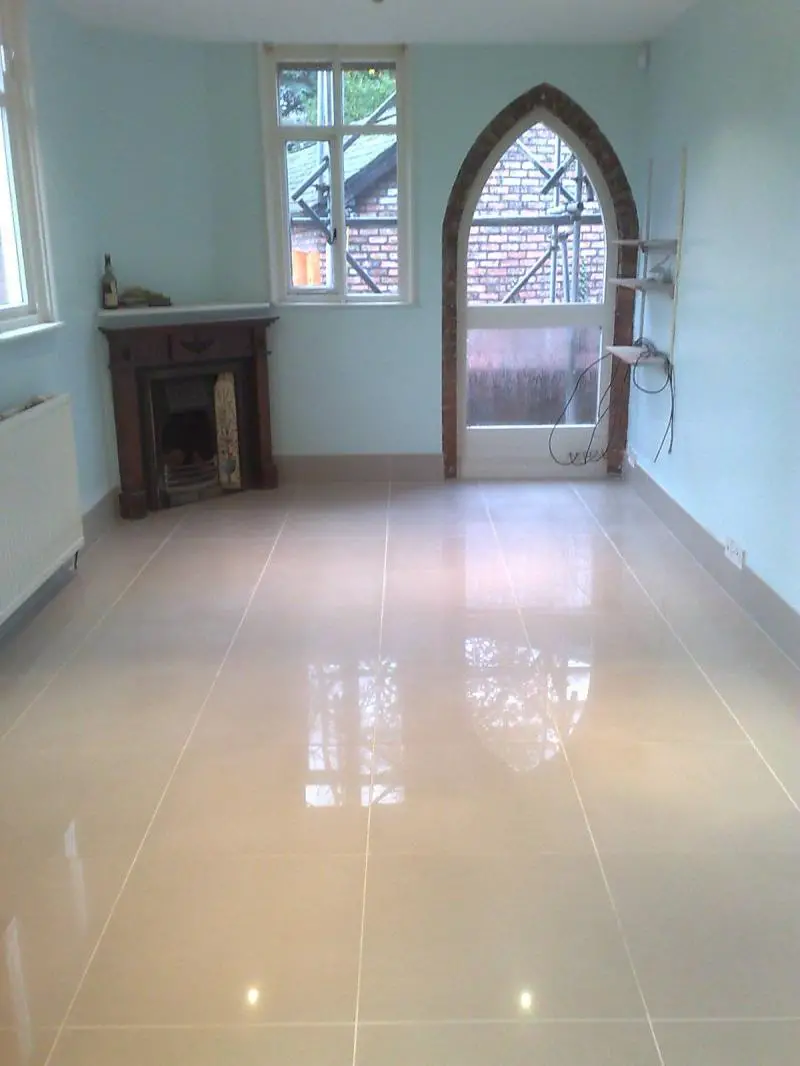 45 sqm polished porcelain tiled floor