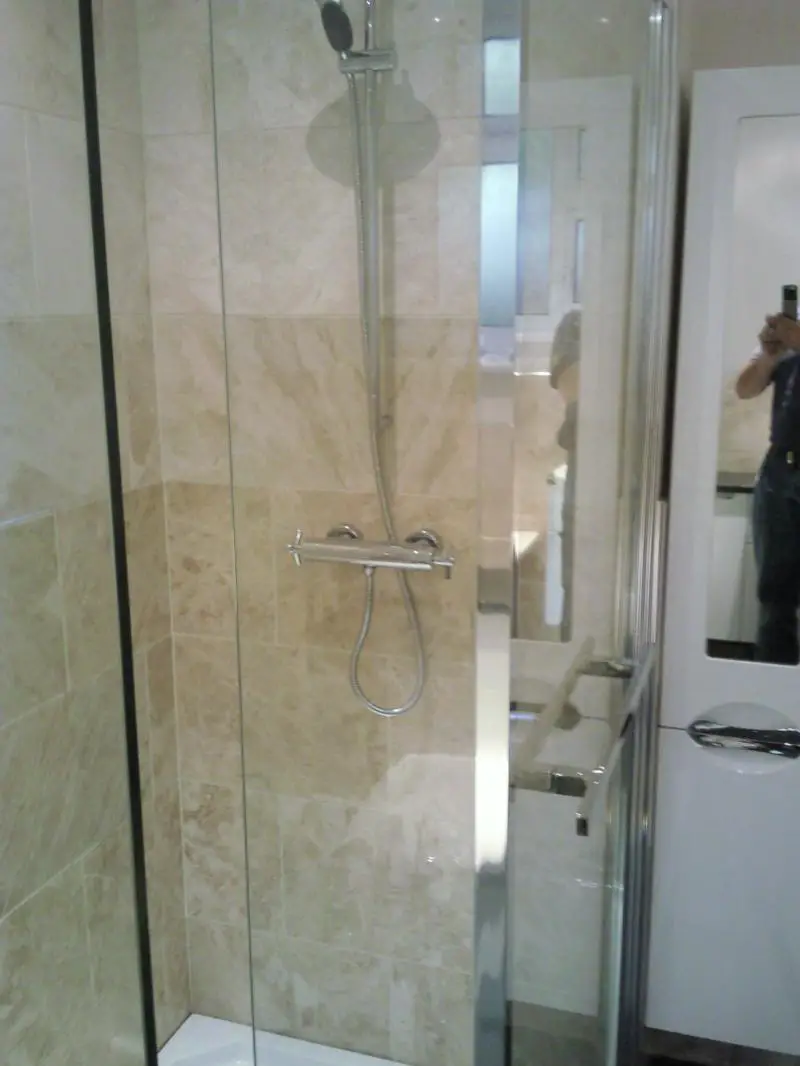 Bathroom instalation