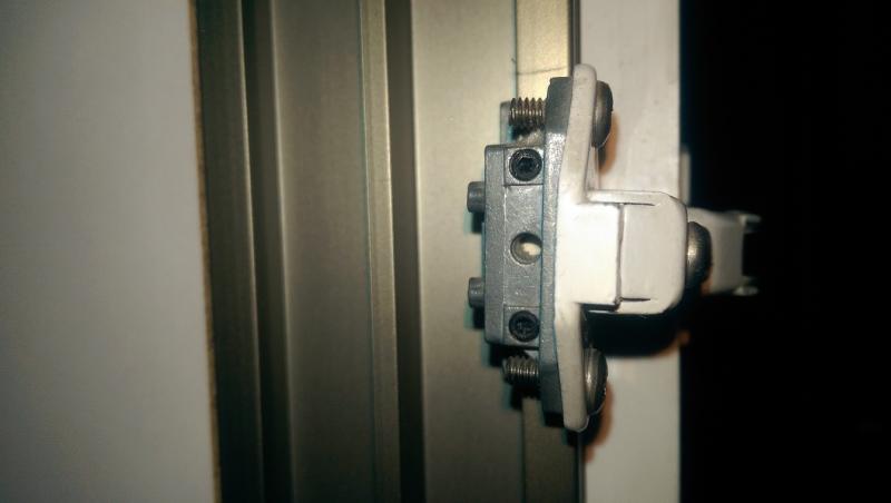 Wardrobe Door Hinges | DIYnot Forums