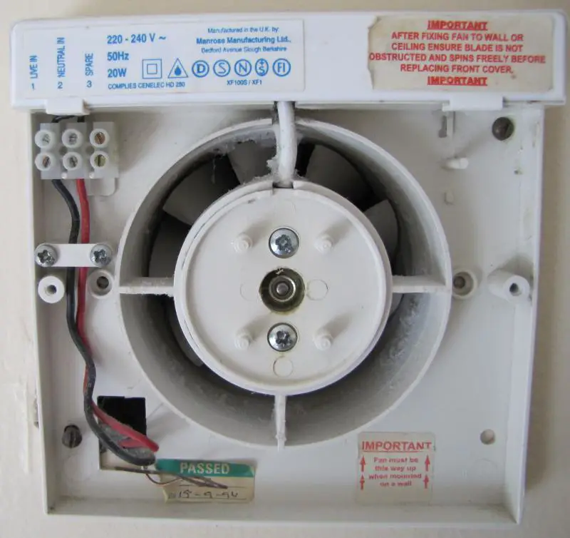 Switched live - Bathroom Extractor Fan | DIYnot Forums bathroom fan wiring diagram uk 