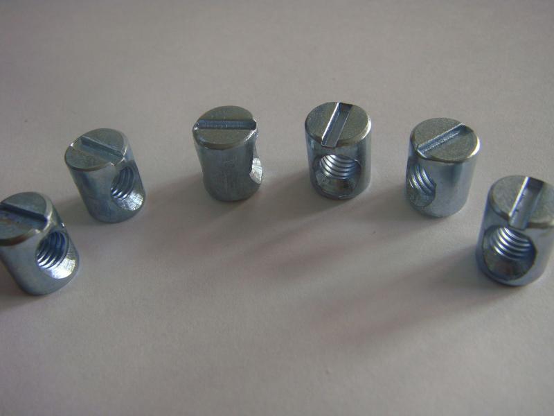 furntiure nuts(cross dowels)