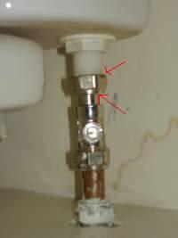 Leaking cistern inlet getting worse with every attempt | DIYnot Forums