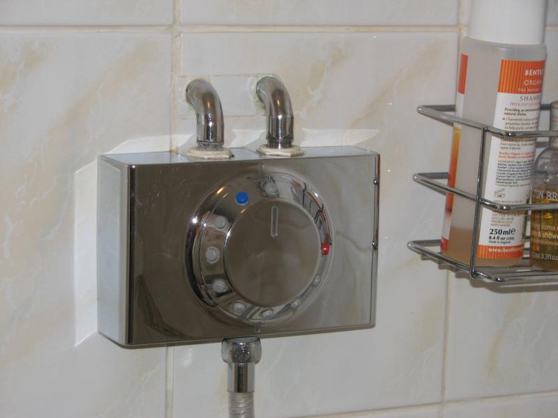 what-to-do-about-leaking-shower-mixer-diynot-forums