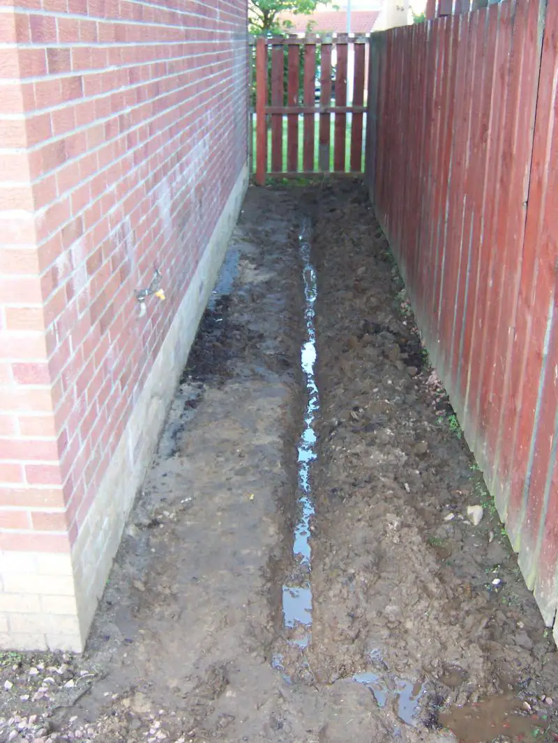 Drainage issue down one side of house | Page 2 | DIYnot Forums