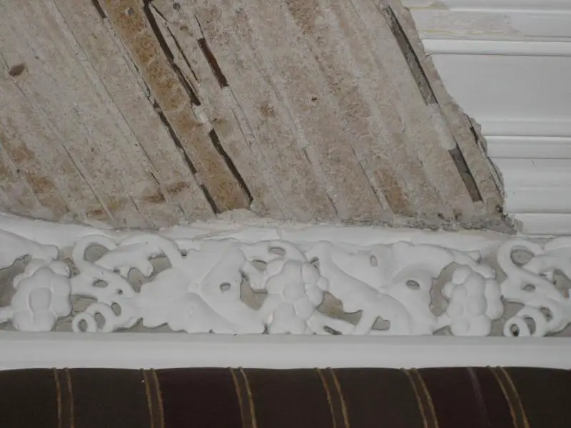 Victorian Ceiling Cornice Fallen Away How Much To Fix Diynot