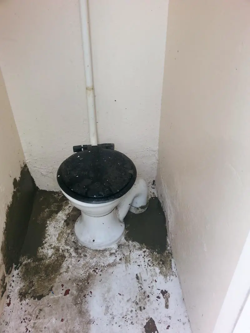 Replacement of an old toilet | DIYnot Forums